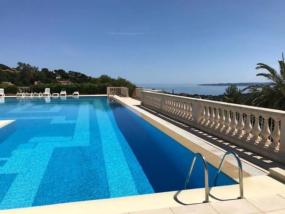 Chez Skadi Amazing Sea View Apartment Roquebrune-sur-Argens 0*,  France